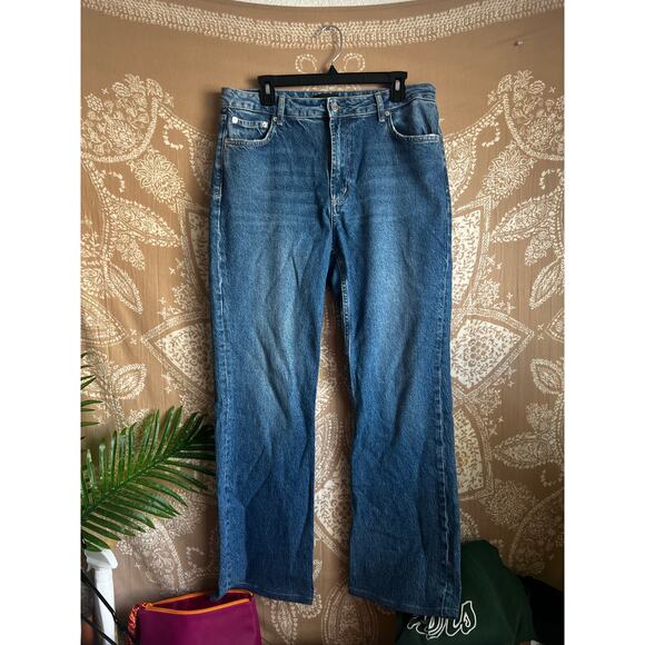 Rails The Sunset High Rise Slim Flare Jeans in Medium Wash - Picture 2 of 7